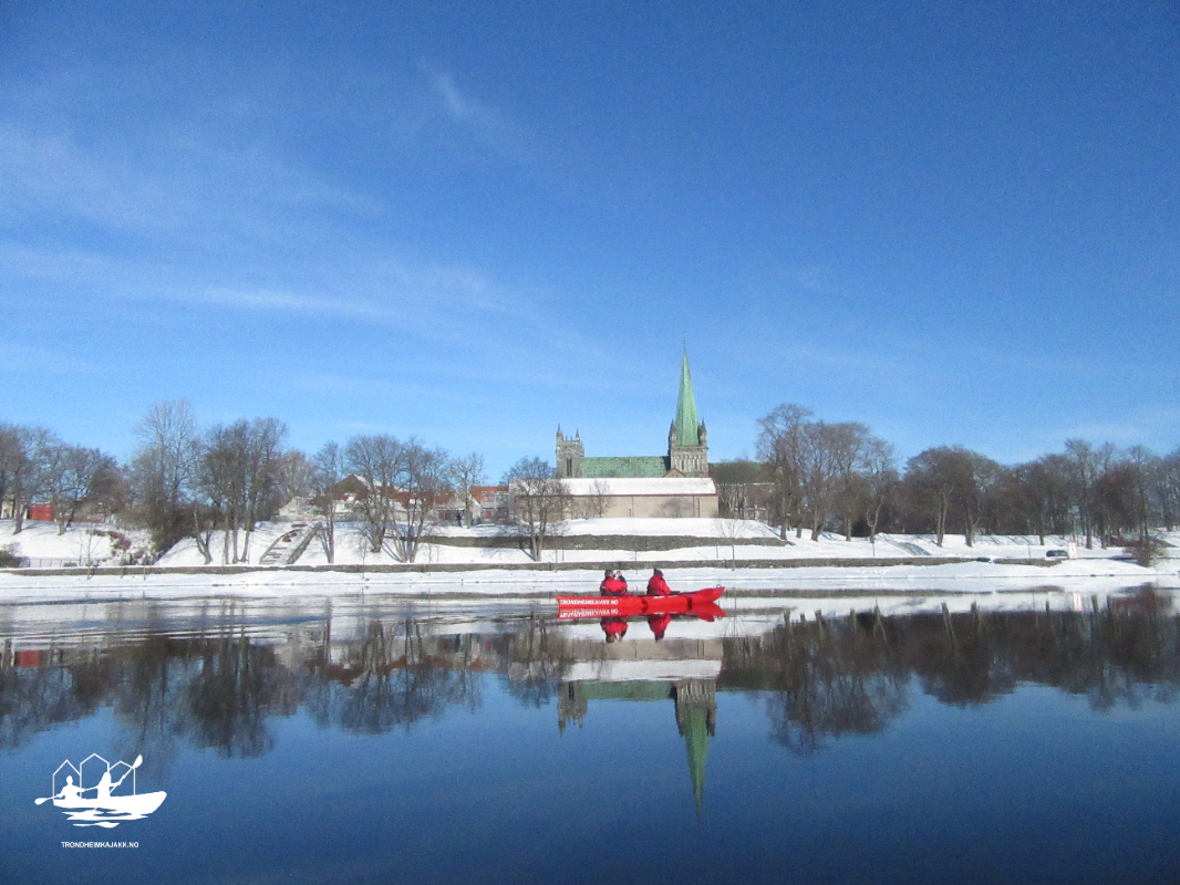 Padling along all the city center