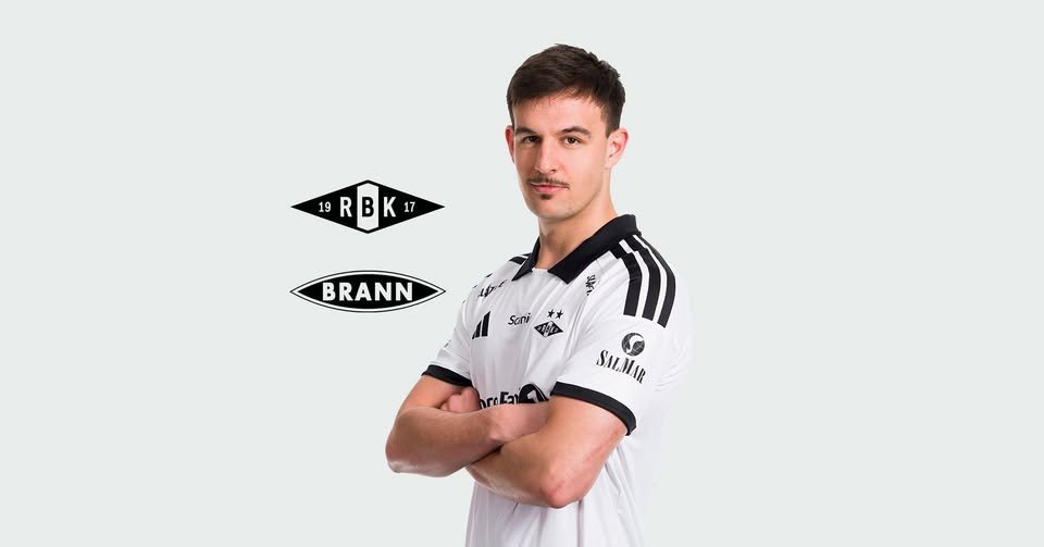 May be an image of soccer, football and text