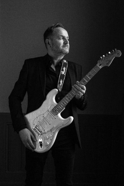 Akustisk Aften med Peter Stokstad: Gitar/Vokal!