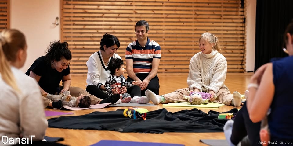 Babykontakt på DansiT - søndag 23.11.25