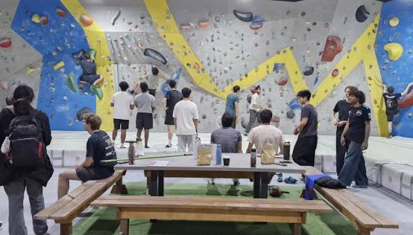 ...c7-4749-b416-2bf50099f54c