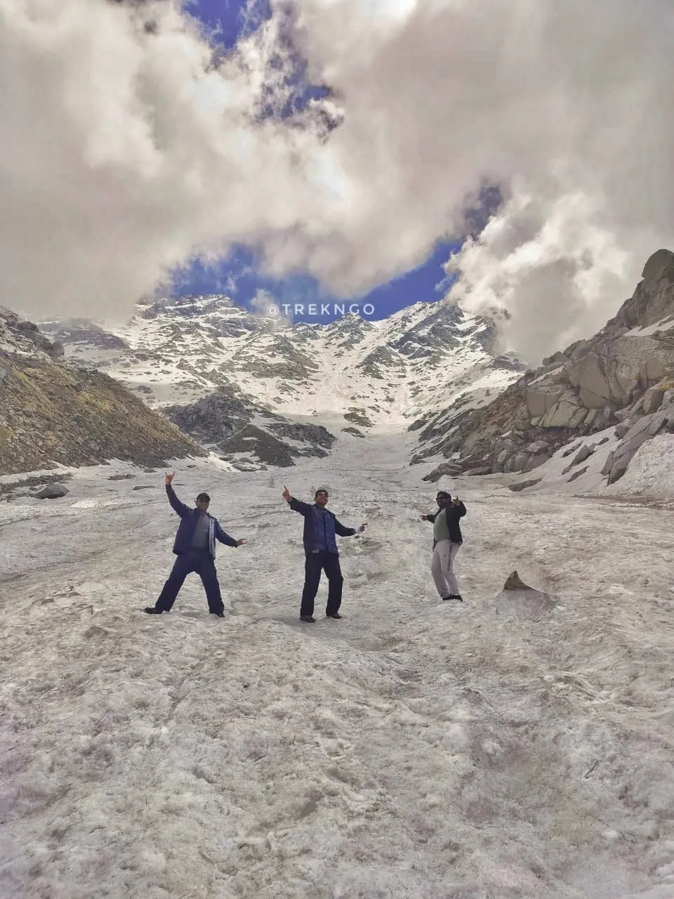 Indrahar Pass Trek trek view 2 - Himalayan landscape