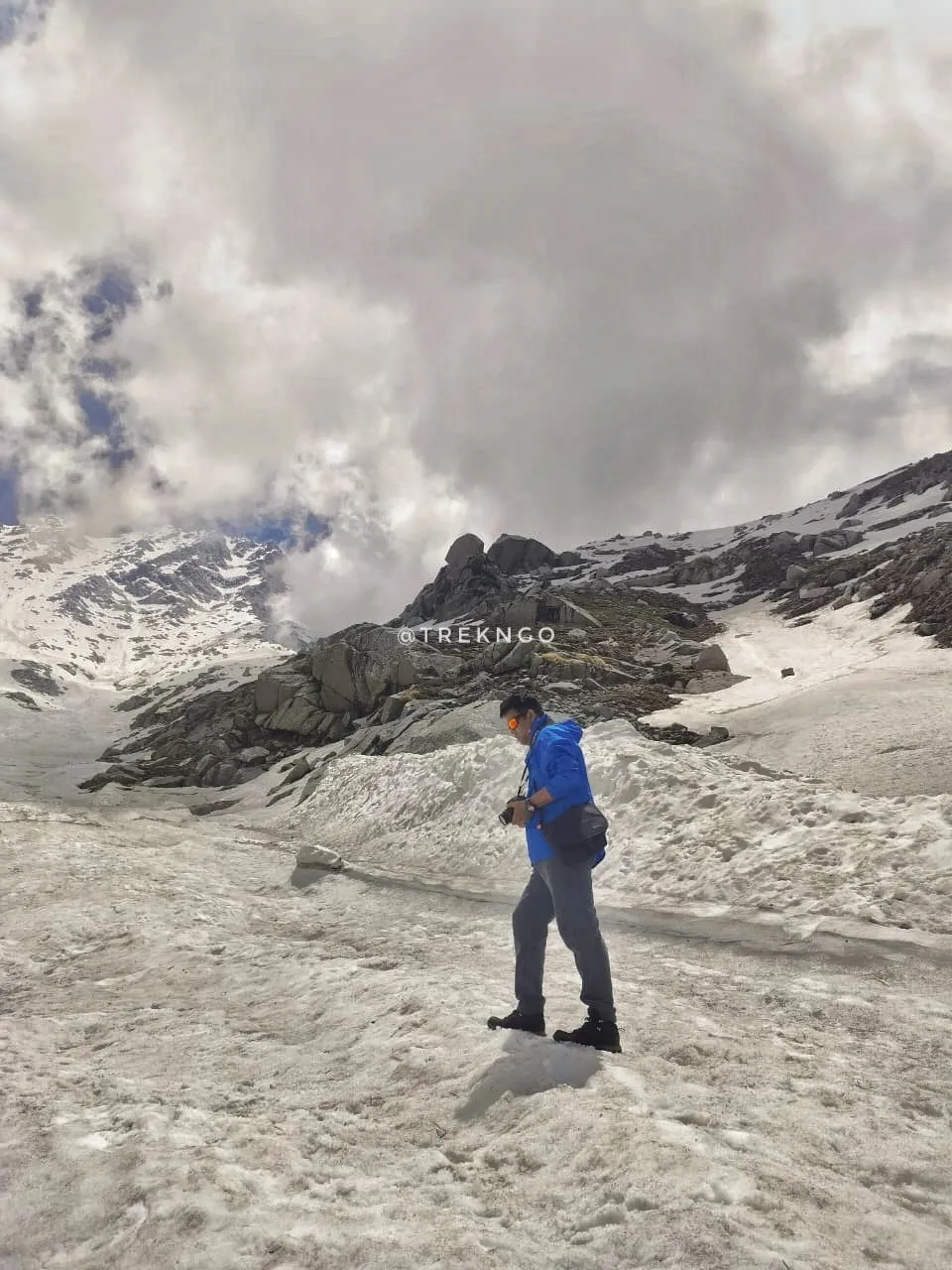 Indrahar Pass Trek trek view 3 - trekking trail