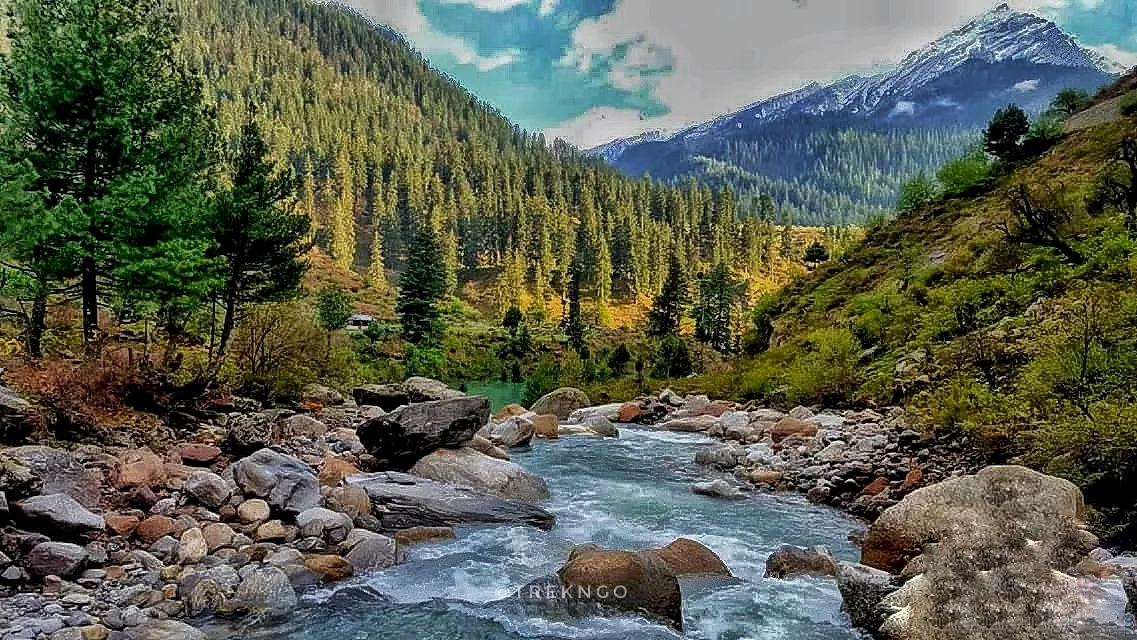 KHEERGANGA TREK trek view 2 - Himalayan landscape