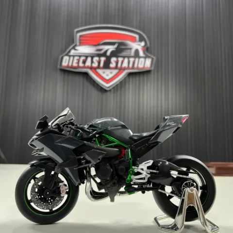 Kawasaki Ninja H2R 1:9 Big Scale Diecast Model Motorcycle — view 2