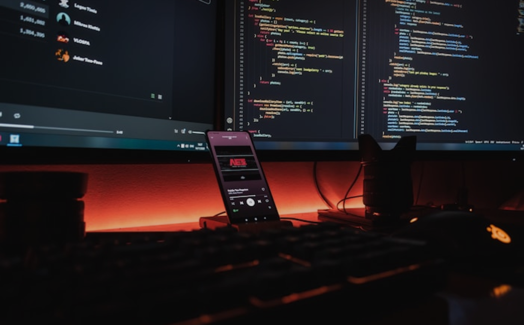  تطوير البرمجيات