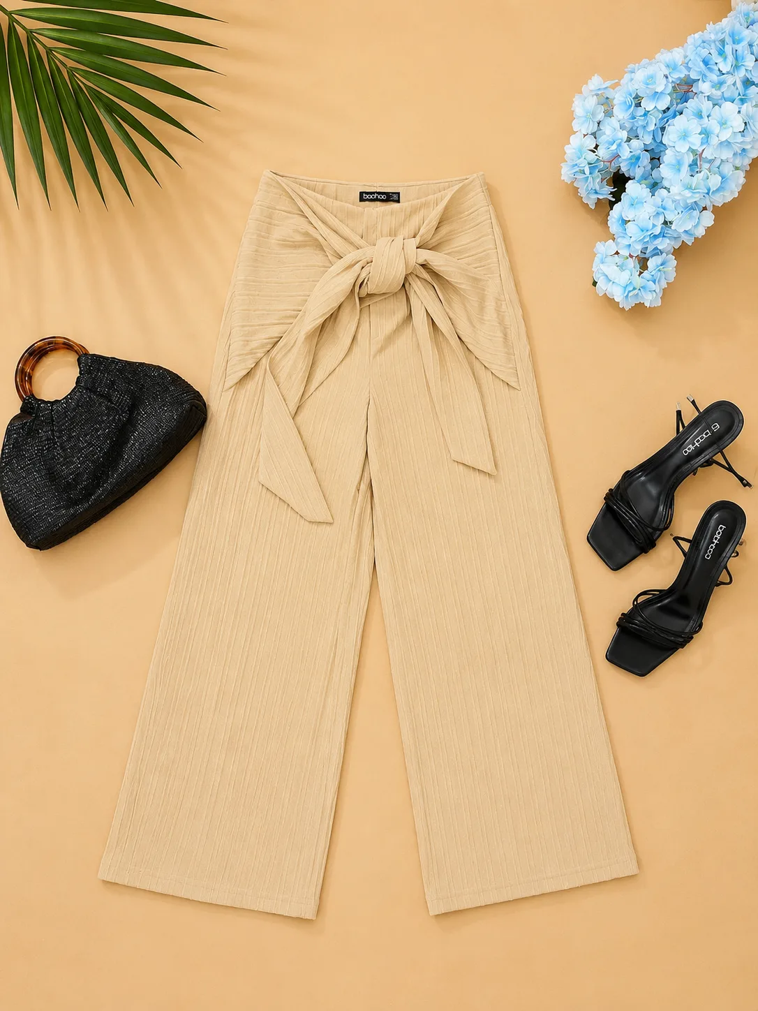 Pantalon palazzo beige à nouer