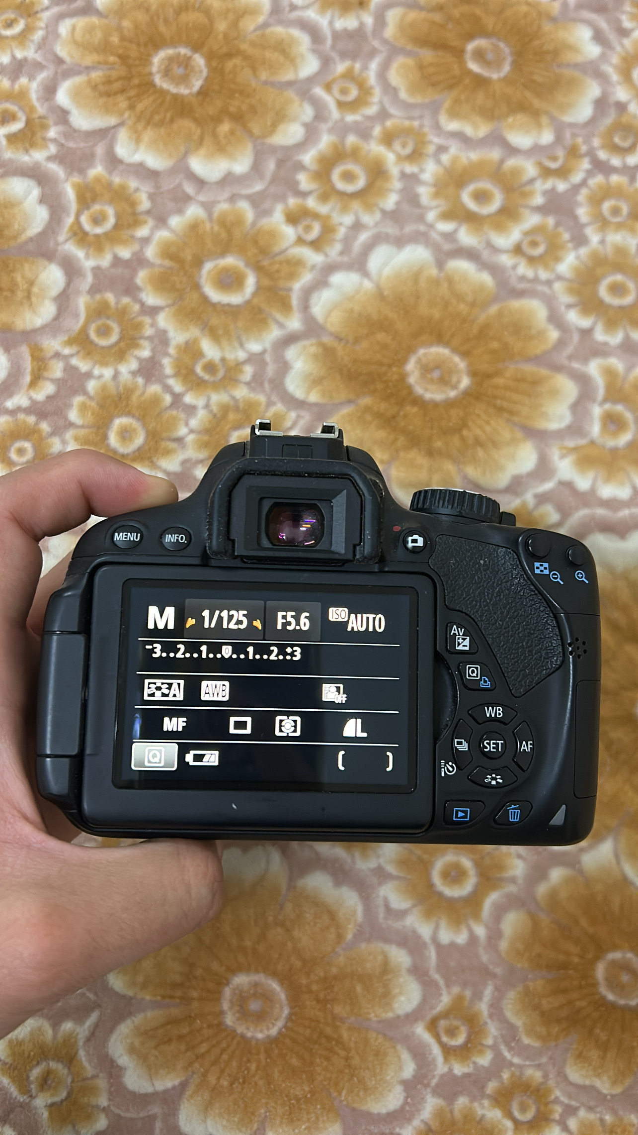 كانون D650 1