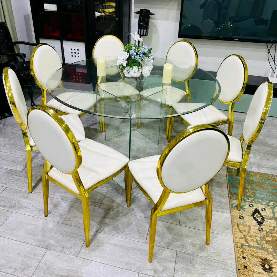 طاولة زجاجية