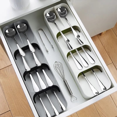Compact cutlery drawer organizer