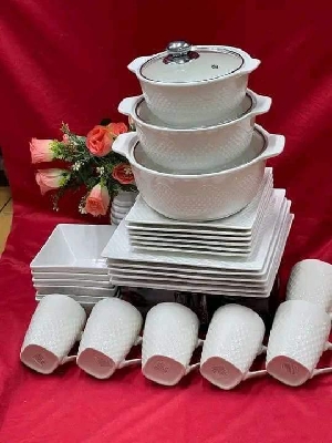 Square dinner set 