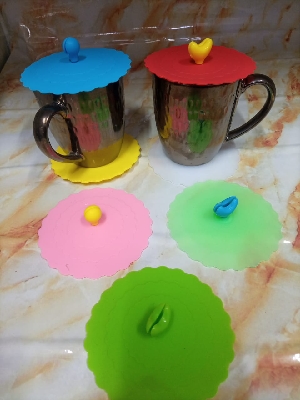 Silicone cup lids