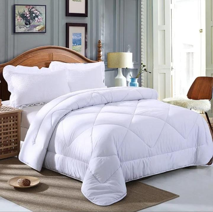 White Unbinded Duvet Set