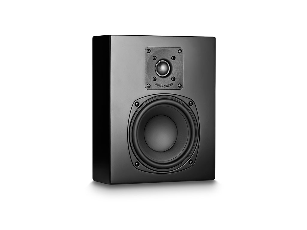 D95 Black 4