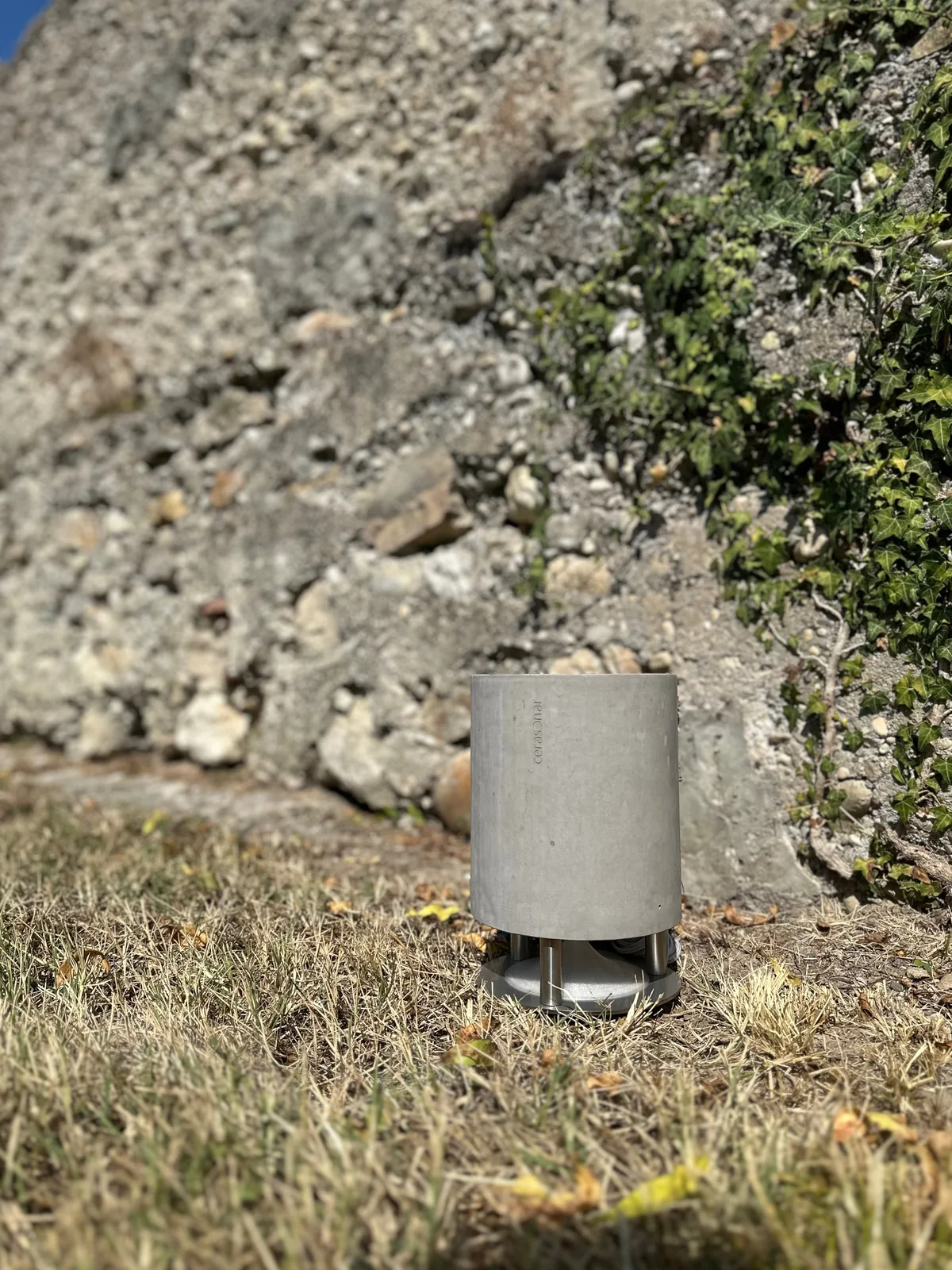 Concrete Mini V2 - 100V 2