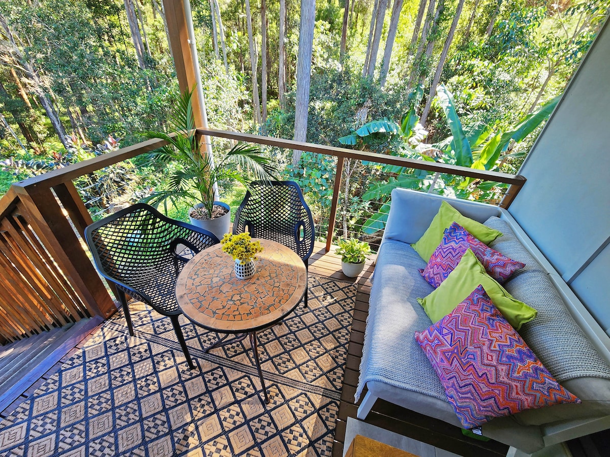 Balcony image 6