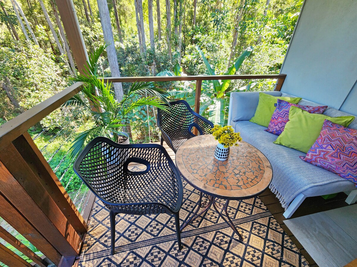 Balcony image 8
