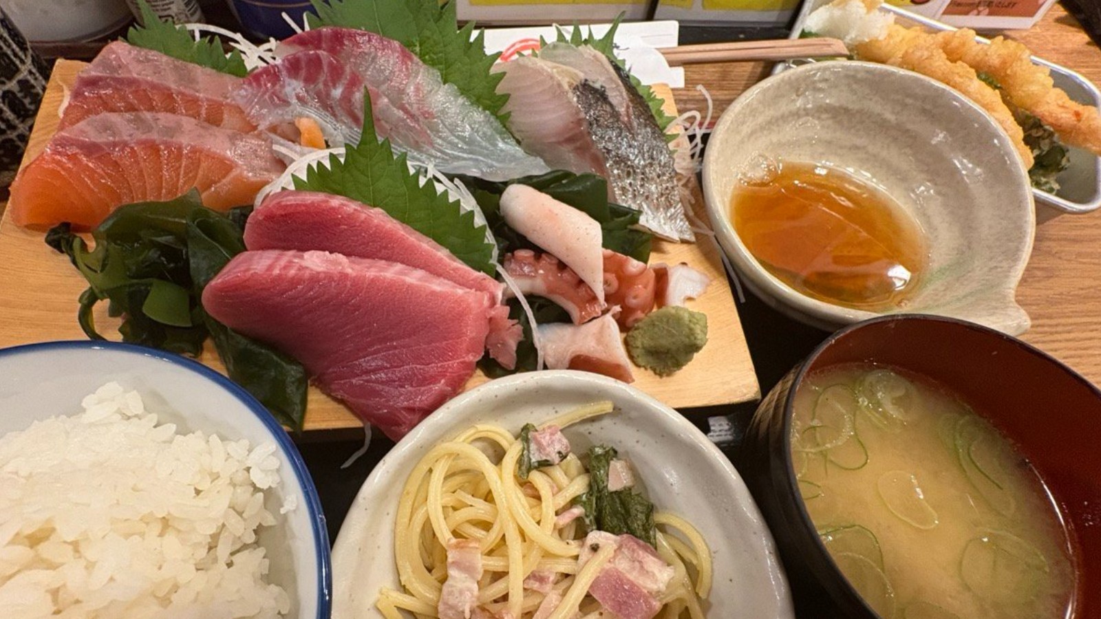 え、これで1,000円…？上大岡で出会った「ここ1年で一番」の魚ランチ。