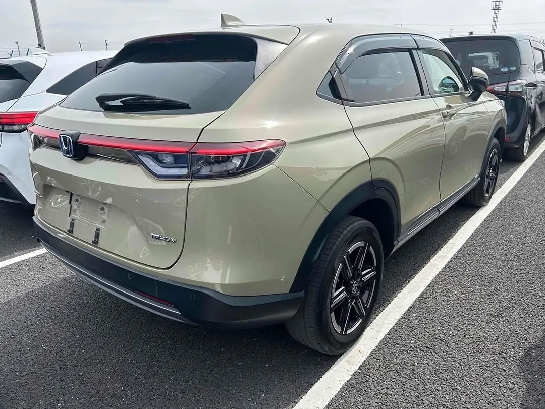Honda Vezel Ehev 2023 - Görsel 1