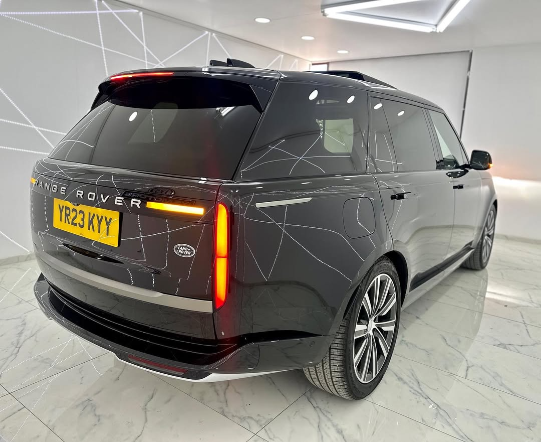 Range Rover Vogue D350 Autobiography Long 2023 - Görsel 5