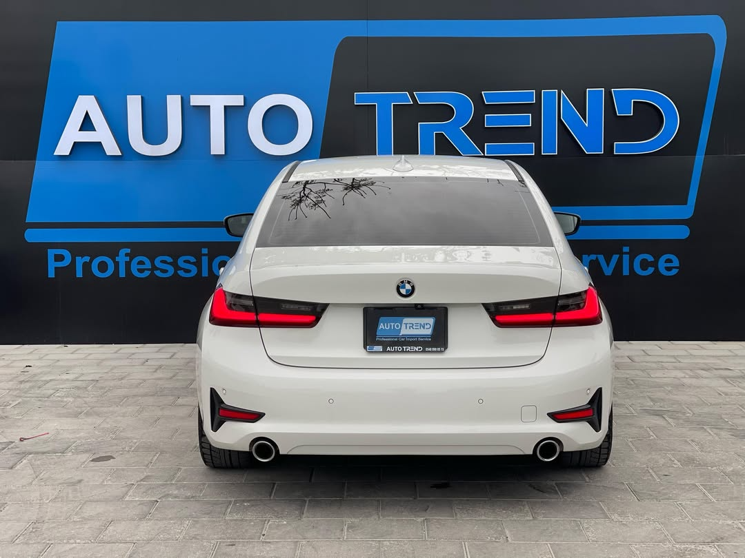 BMW 320d xDrive - Görsel 4