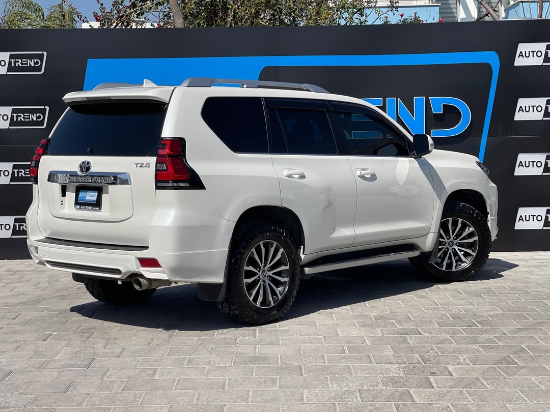 Toyota Land Cruiser Prado - Görsel 3
