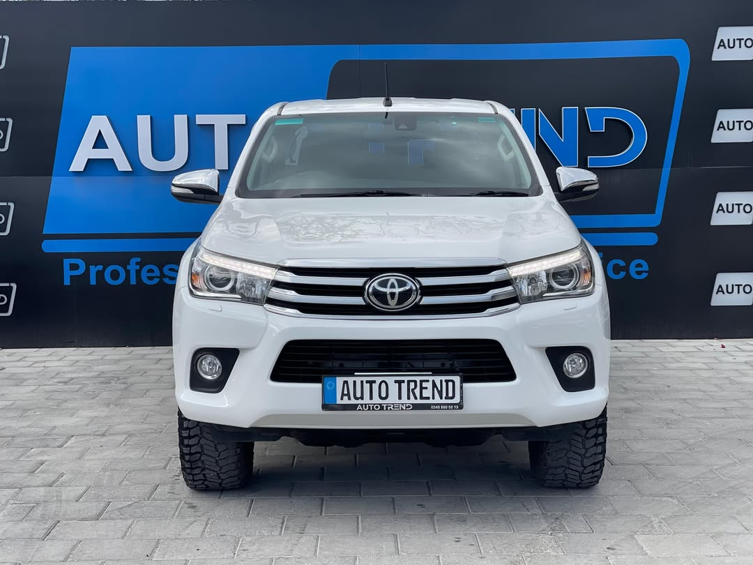 TOYOTA HILUX - Görsel 1