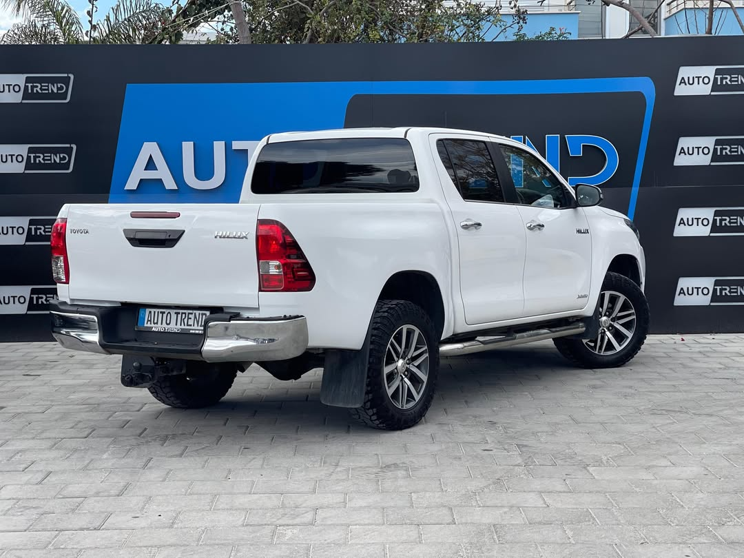 TOYOTA HILUX - Görsel 3