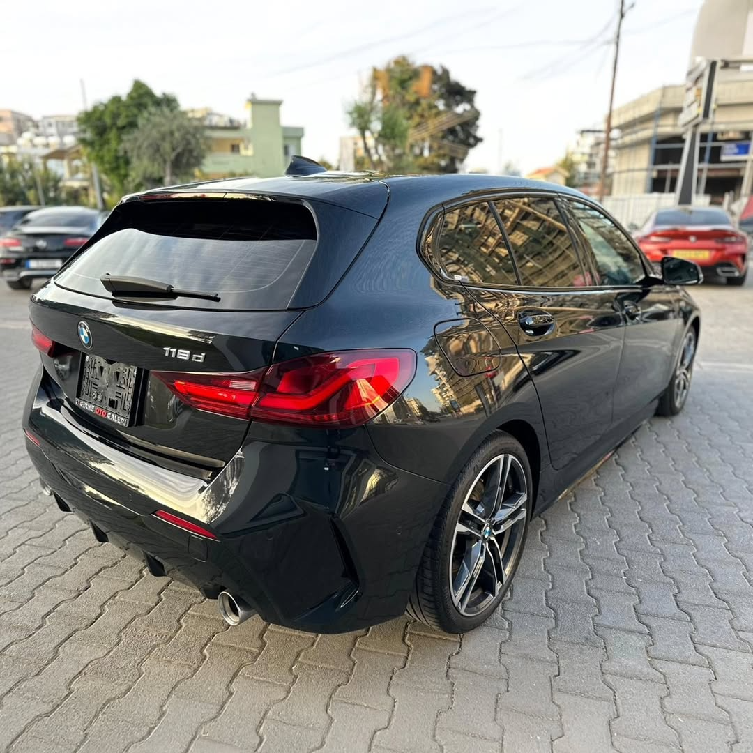 2020 BMW 118d M Paket - Görsel 2