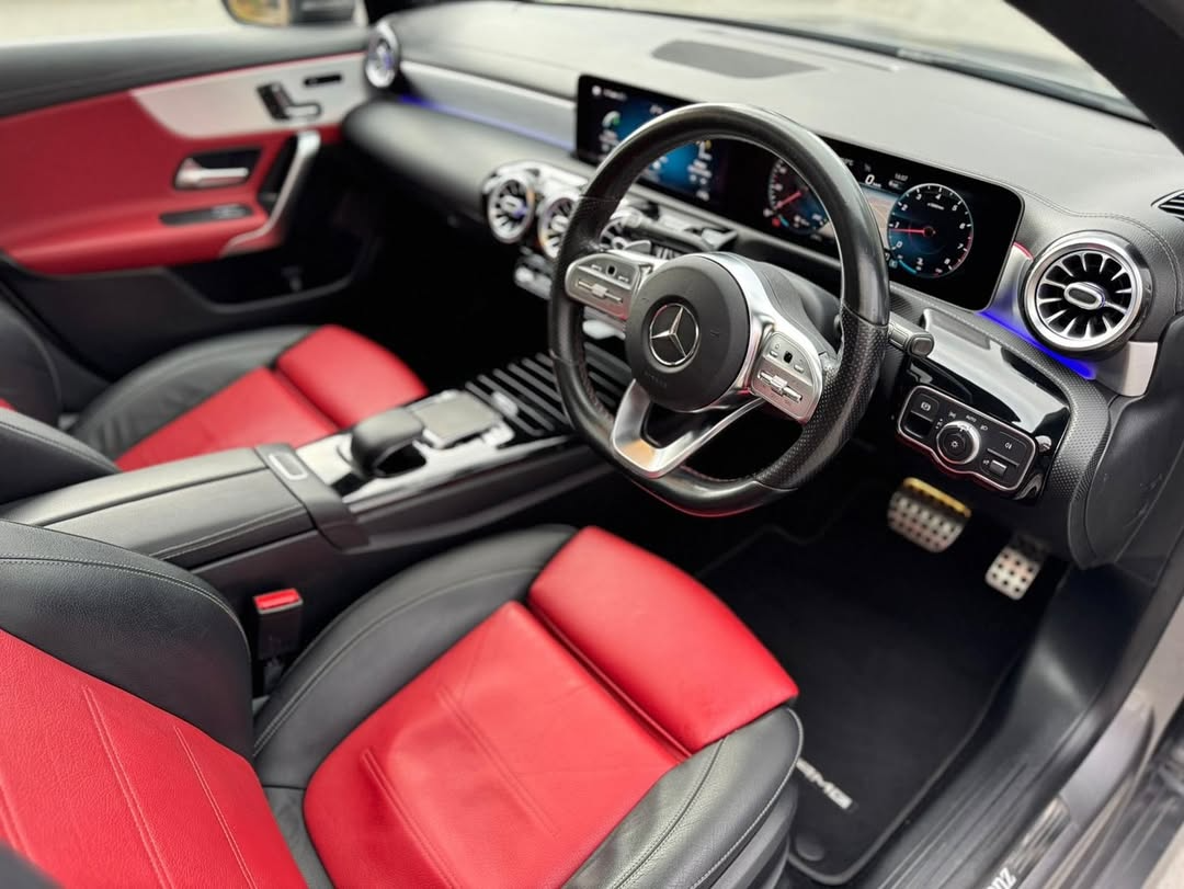 2019 Mercedes CLA 180 Amg Premium Plus - Görsel 1