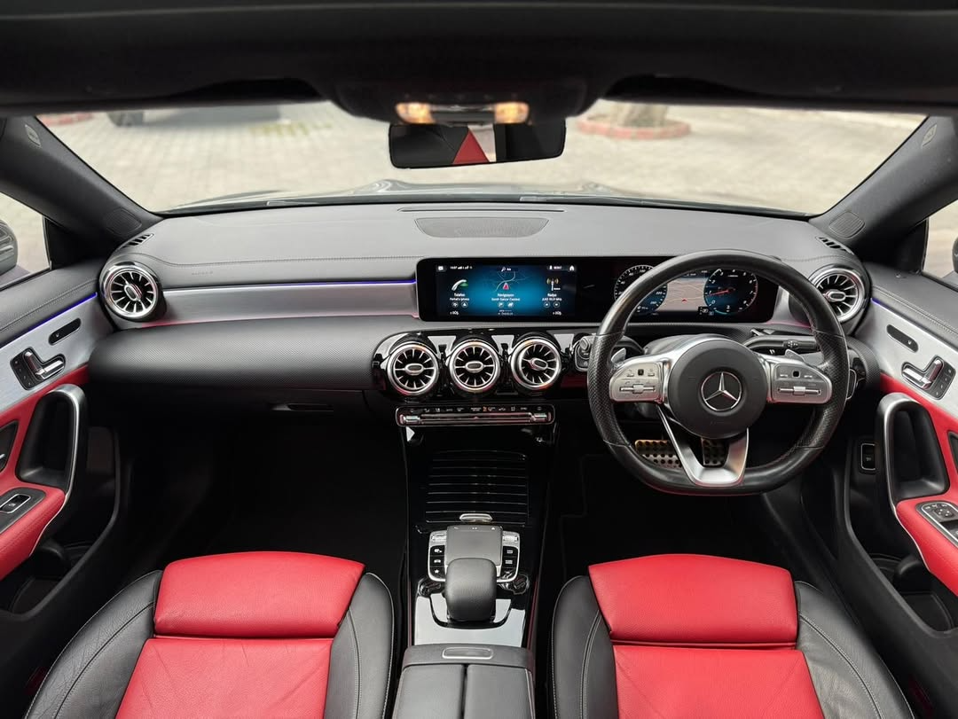 2019 Mercedes CLA 180 Amg Premium Plus - Görsel 4