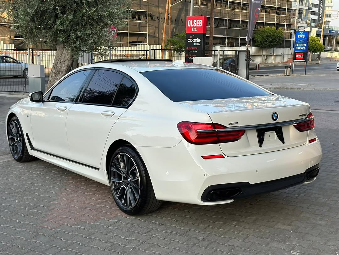 2019 BMW 740d M Paket - Görsel 2