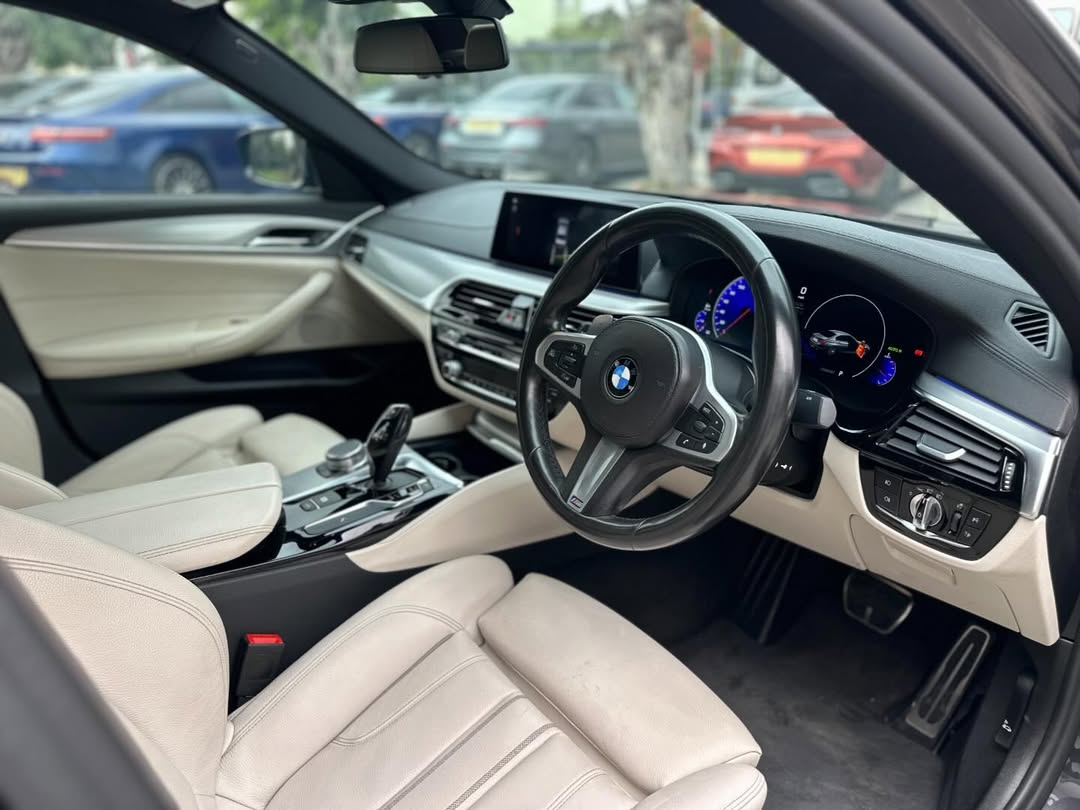 2019 BMW 520d M Paket - Görsel 1