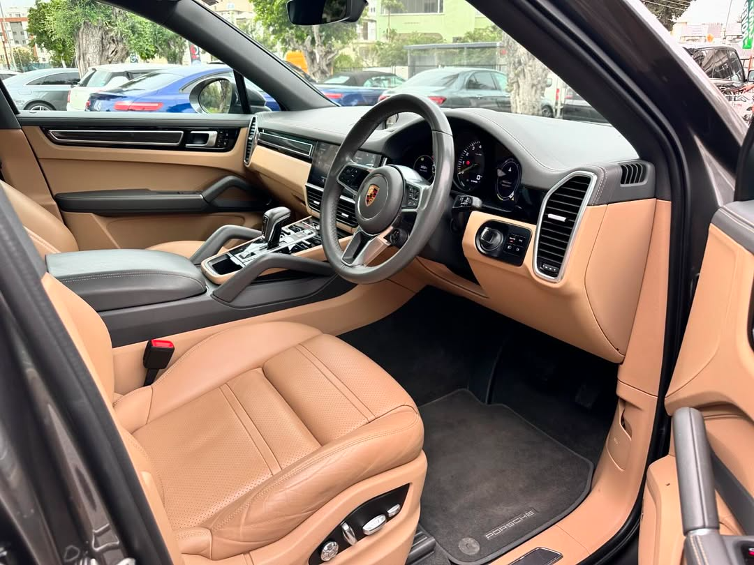 2020 Porsche Cayenne Coupe - Görsel 3
