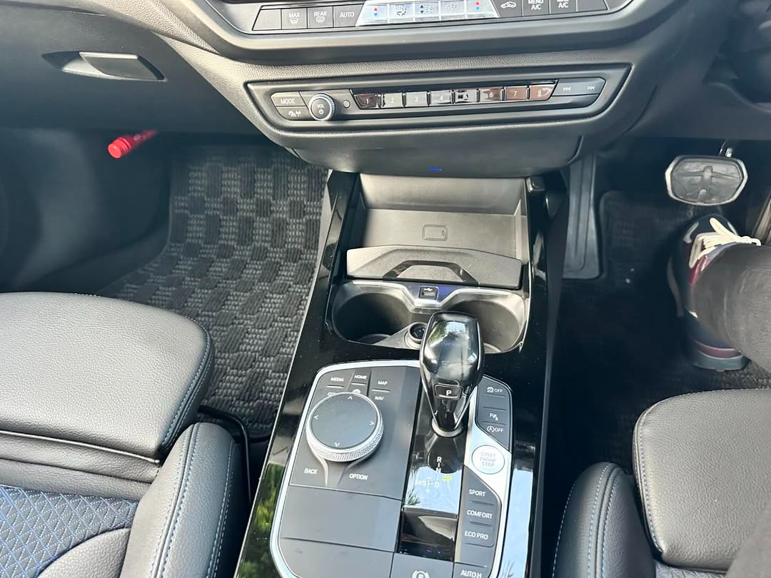 2020 BMW 118d M Paket - Görsel 2