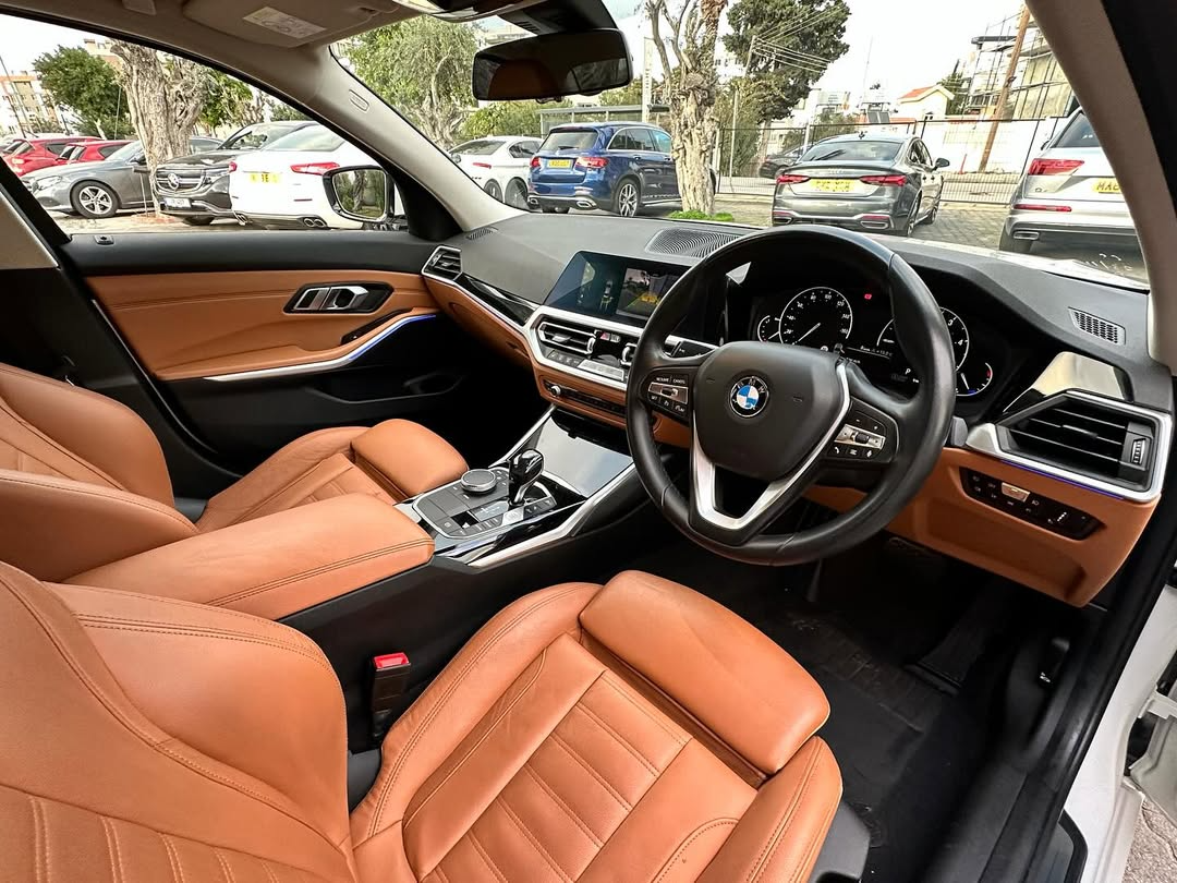 2020 BMW 318d Sport Line - Görsel 1