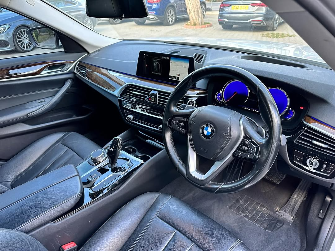 2018 BMW 520d Sport M - Görsel 2