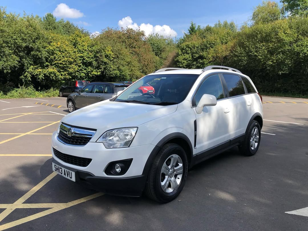 Vauxhall Astra Exclusiv CDTI Diesel SUV