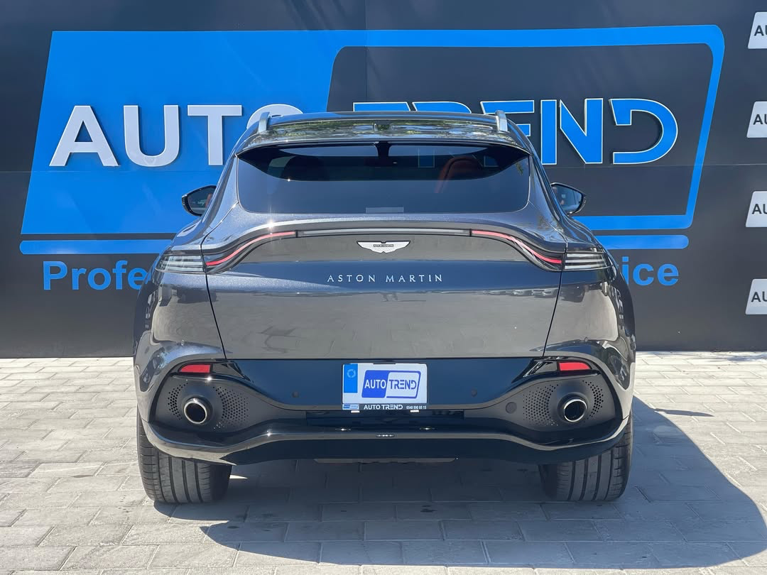 2022 Aston Martin DB11 - Görsel 3
