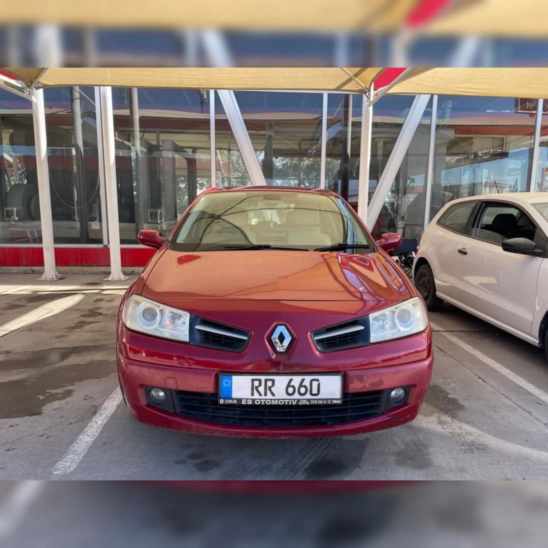 2008 Renault Megane 1.6 Benzinli Sedan - Görsel 1