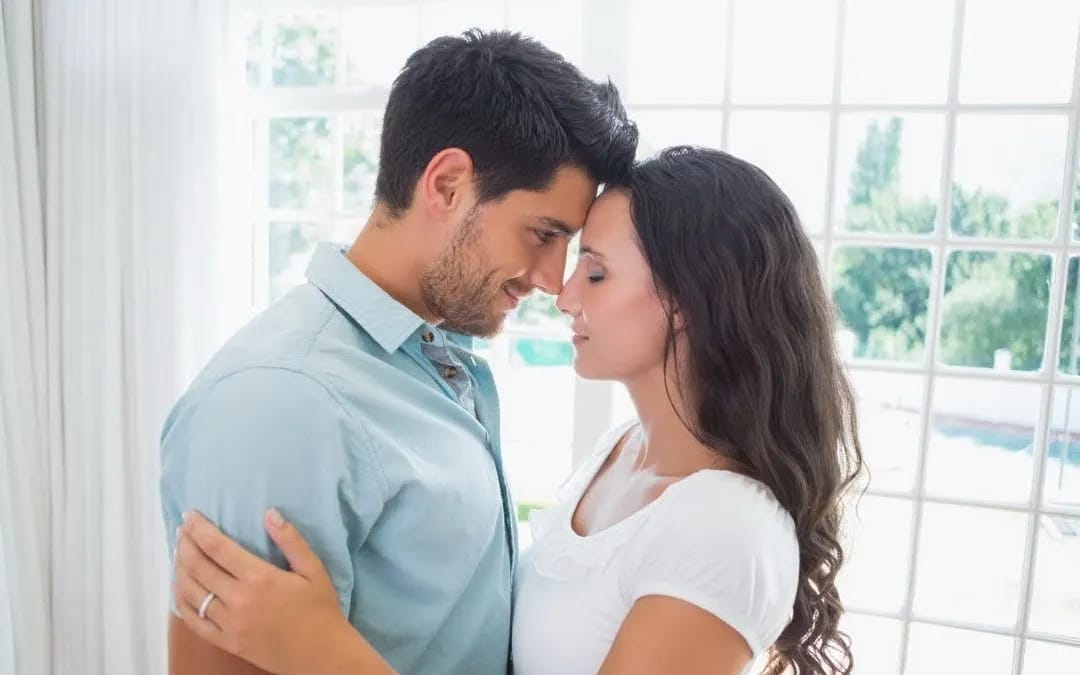 Dating With Significant Assets: When Should Couples Discuss a Prenup?