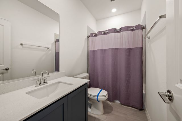 14616 Marrowglen-029