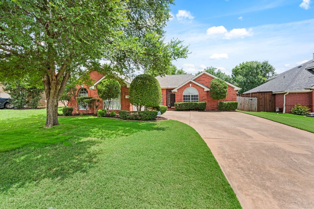 36 Cimarron Dr-001