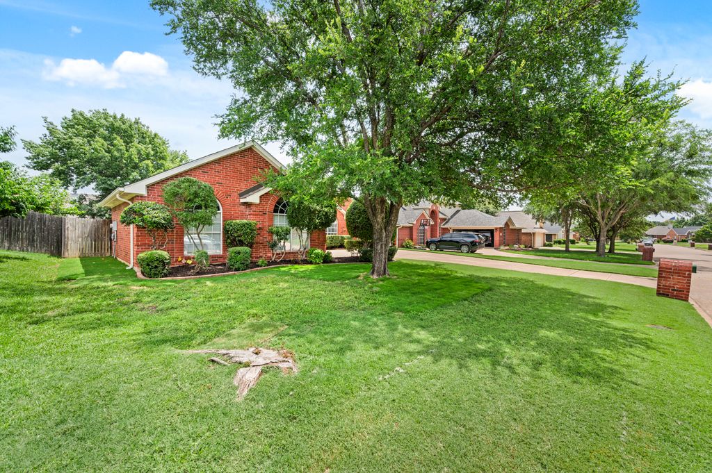 36 Cimarron Dr-006