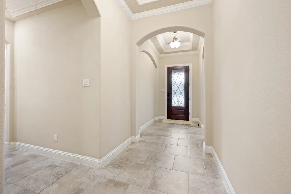 2818 Sheffield Dr-009