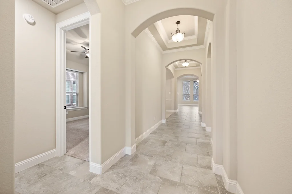 2818 Sheffield Dr-010