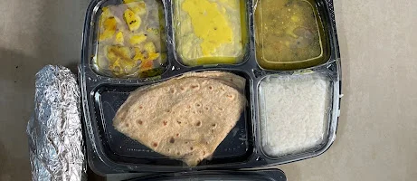 Aaicha Dabba Tiffin Service kitchen photo 1