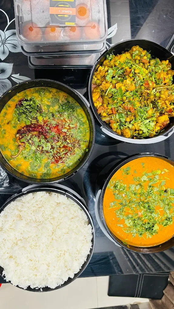 Komal’s Kitchen Baner kitchen photo 1