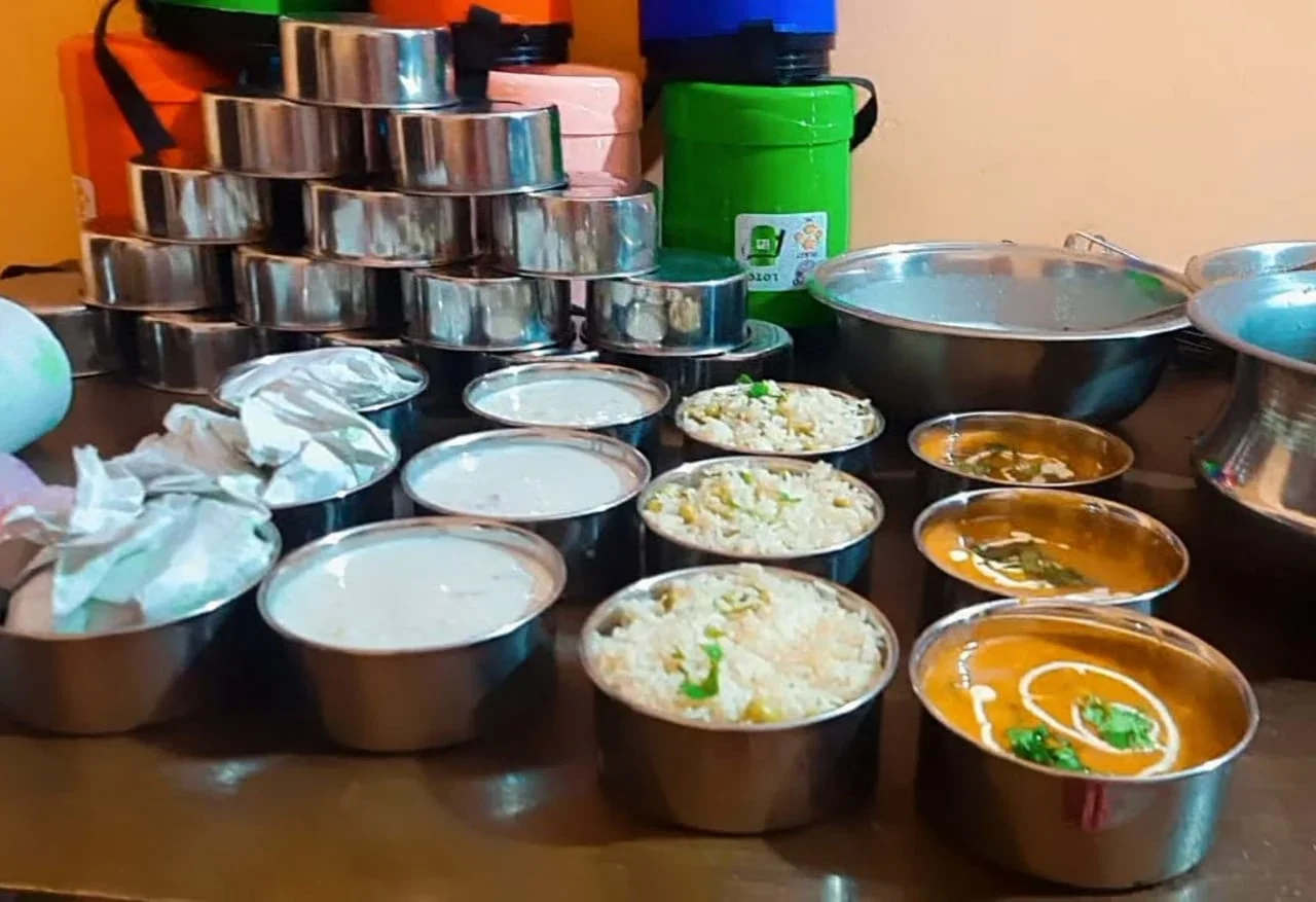 Livanshi home food Tiffin kitchen photo 1