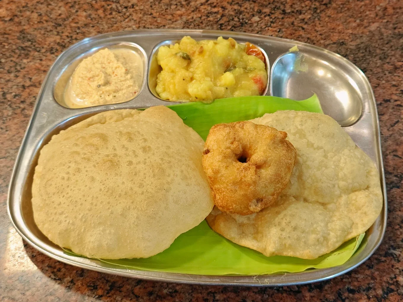 Mami Tiffin Stall kitchen photo 2
